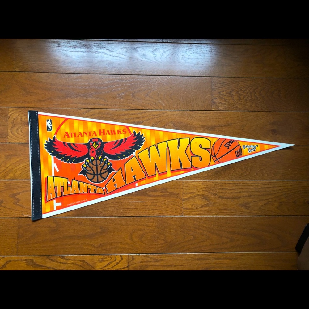 Vintage Atlanta Hawks pennant